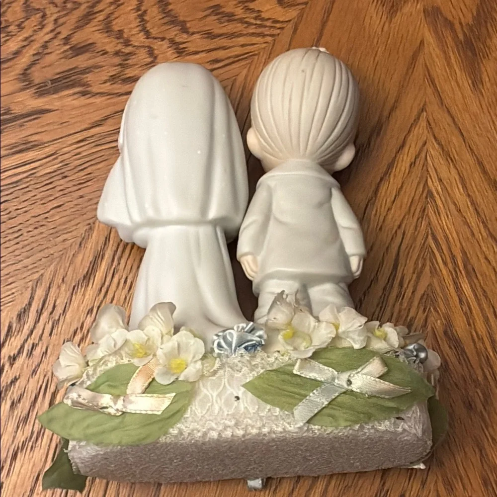 Precious Moments Wedding Bride And Groom The Lord Bless You And Keep You 1979